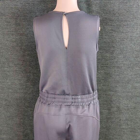 Amazon Jumpsuit - Picture 10 of 16